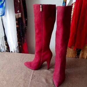 Colin Stuart knee high heels